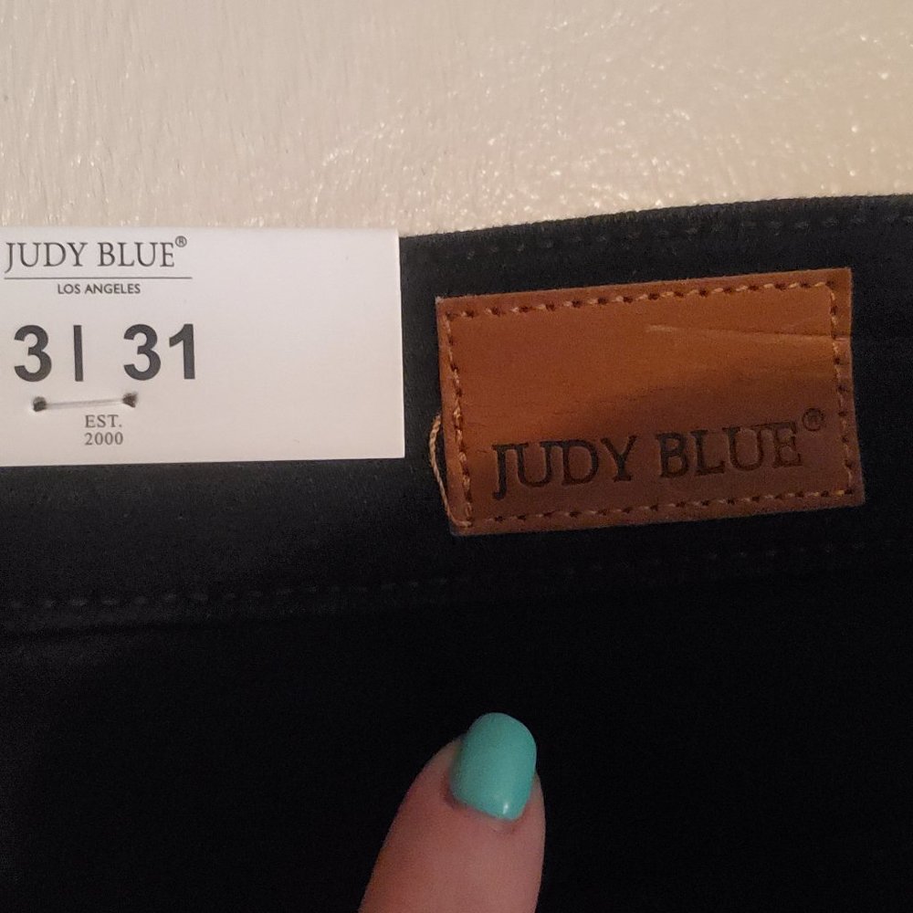 NWT Judy Blue Black Distressed Boyfriend Fit Jeans Size 13(31) High Rise
